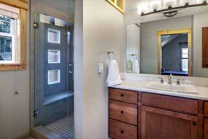 Example of a current cabin bath room