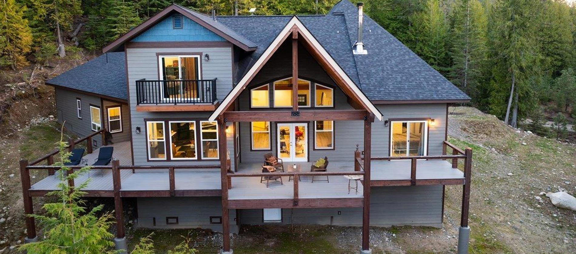 2023 custom-built estate blends sleek design with North Idaho’s natural beauty